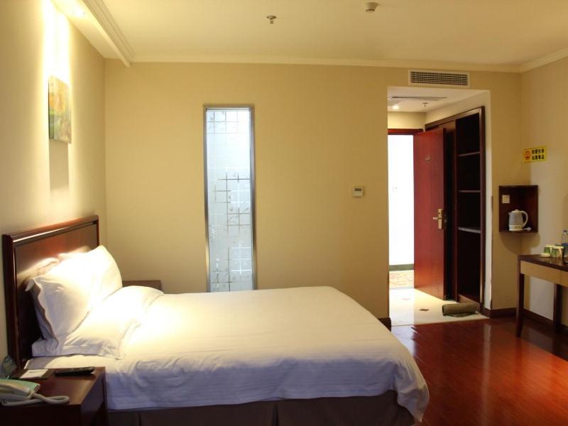 Greentree Inn Jiangsu Changzhou Liyang East Nanhuan Road High Speed Rail Station Business Hotel エクステリア 写真